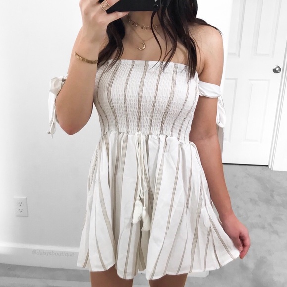 White striped smocked tie shoulder romper - Picture 2 of 4